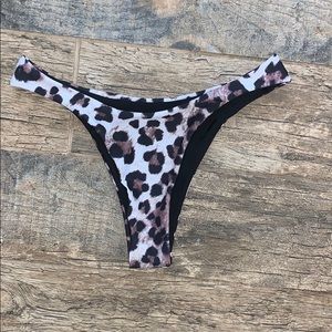 Leopard cheeky bathing suit bottom